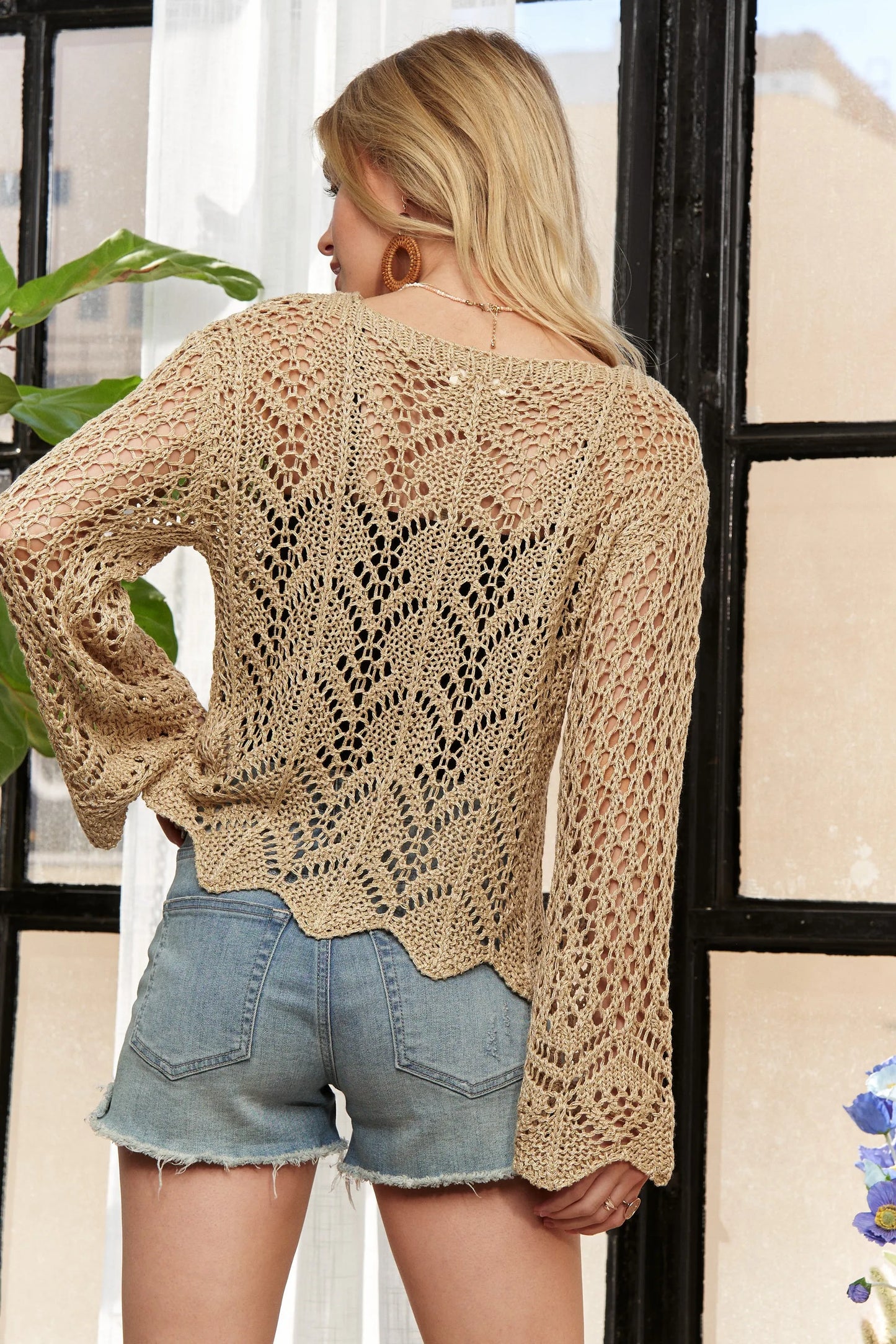 Long Sleeves Round Neck Crochet Top – Elegant Crochet Blouse for Women Jewelry Bubble