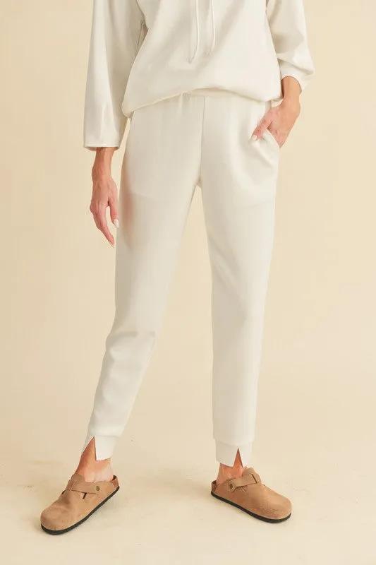 Comfortable Elastic Waist Joggers with Pockets in Cream Color: Perfect for Casual Wear