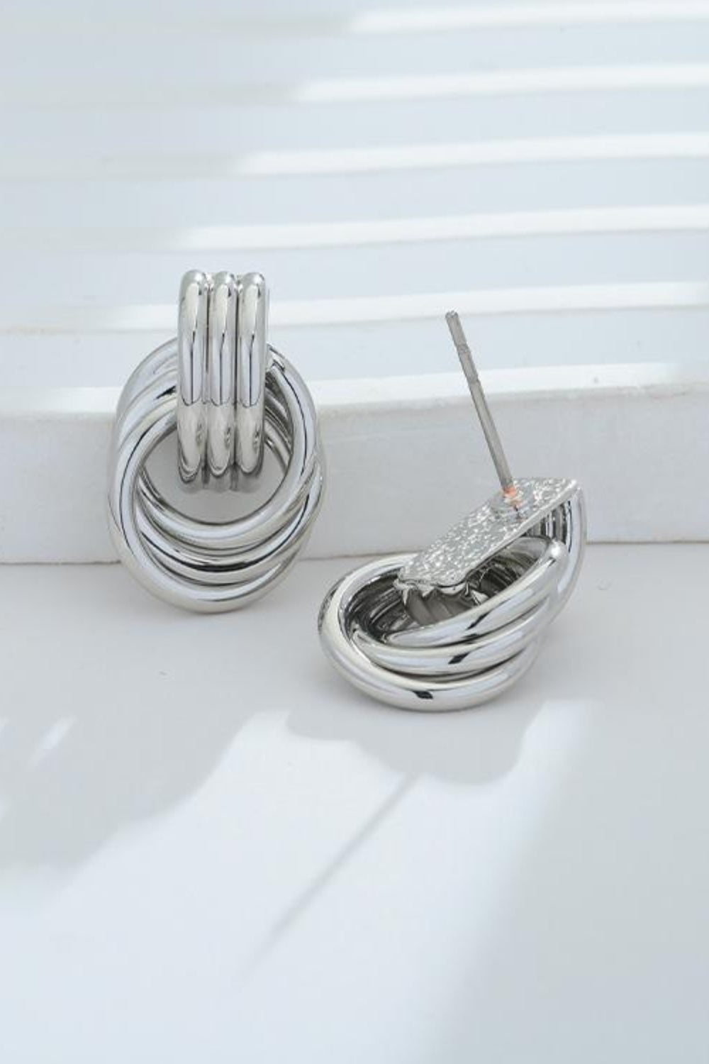Mini Knot Stud Earrings: Simple Elegance to Complement Any Look Trendsi