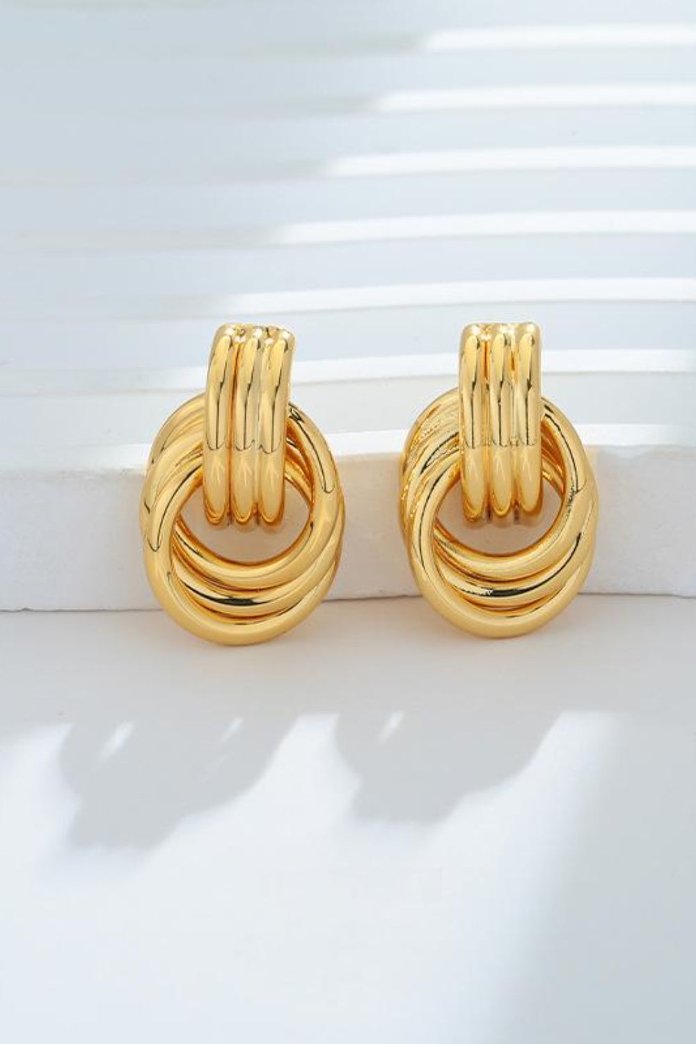 Mini Knot Stud Earrings: Simple Elegance to Complement Any Look Trendsi