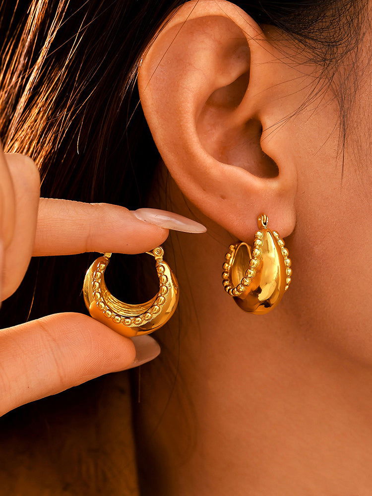 Chic Crescent Huggie Hoop Earrings Trendsi