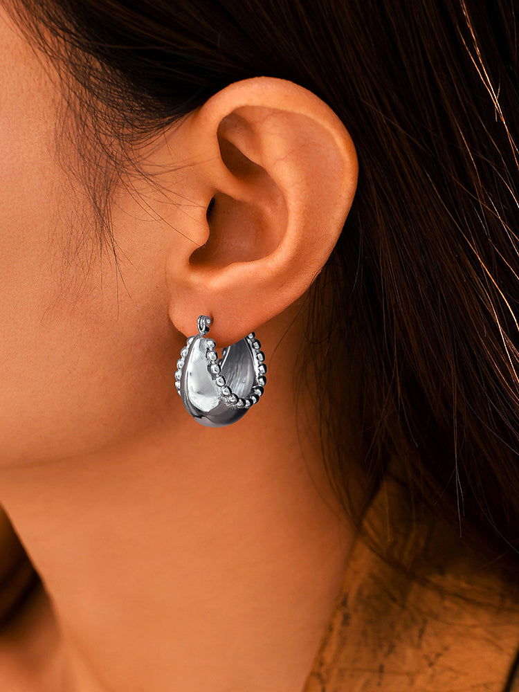 Chic Crescent Huggie Hoop Earrings Trendsi