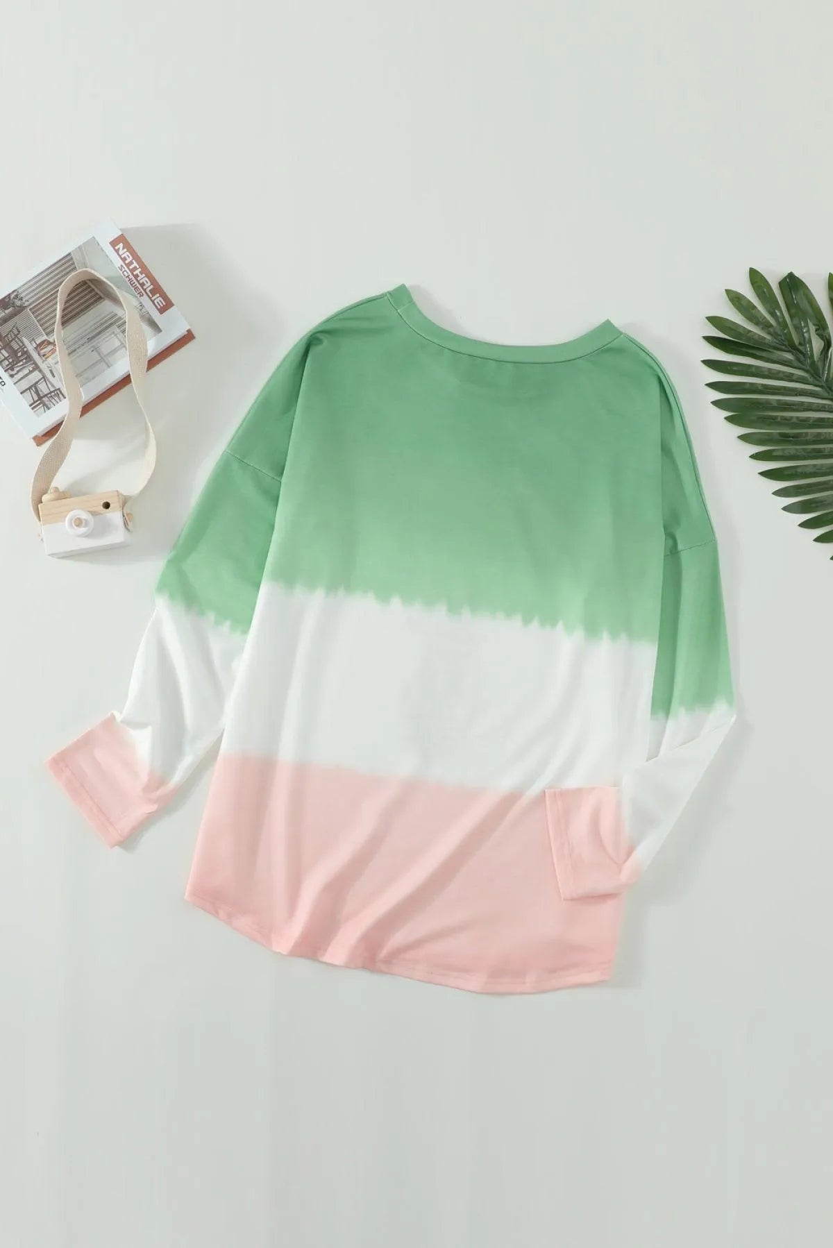 Green Reindeer Print Gradient Colorblock Sweatshirt Jewelry Bubble