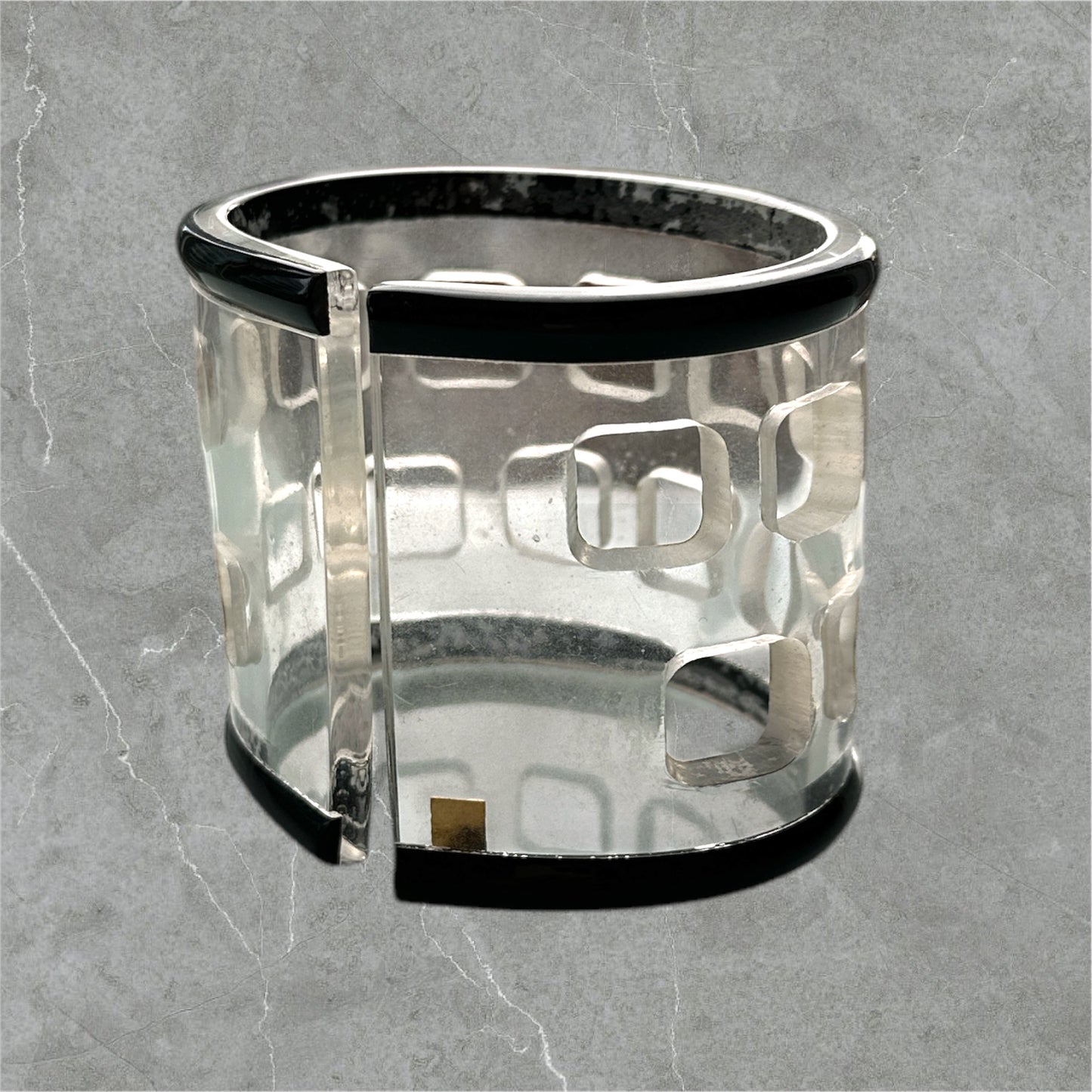 Vintage Acrylic Open-Cuff Bracelet for Women - Checkerboard Design Jewelry Bubble