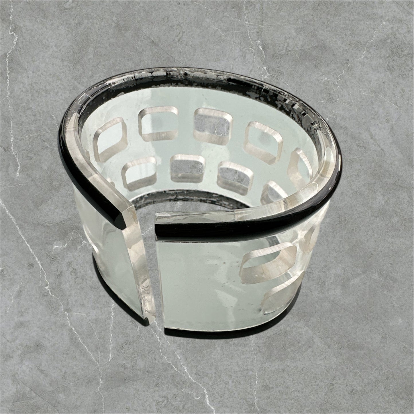Vintage Acrylic Open-Cuff Bracelet for Women - Checkerboard Design Jewelry Bubble