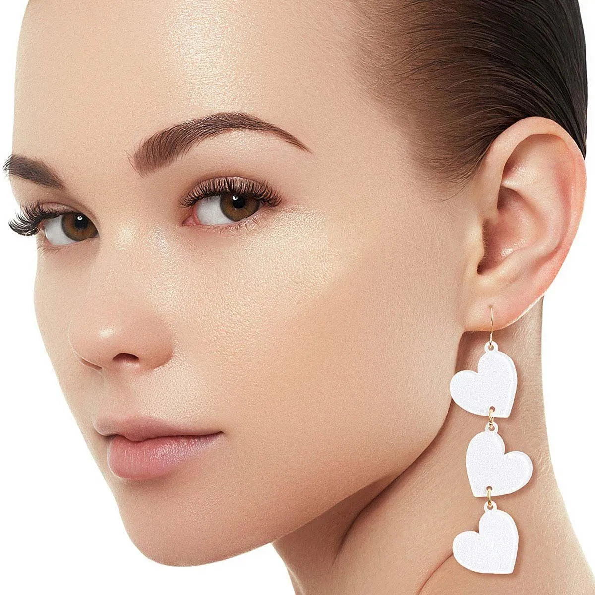 White Heart Dangle Earrings Pinktown