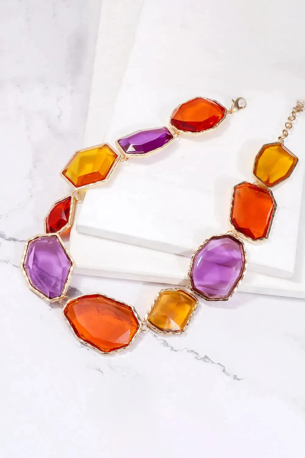 Women’s Style Breeze Resin Necklace Style Booster Trendsi