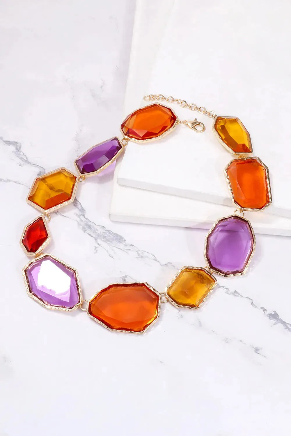 Women’s Style Breeze Resin Necklace Style Booster Trendsi
