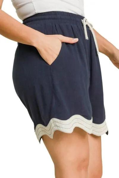Blocked Scalloped Hem Navy Blue Shorts - Stylish and Comfortable for Summer 2025