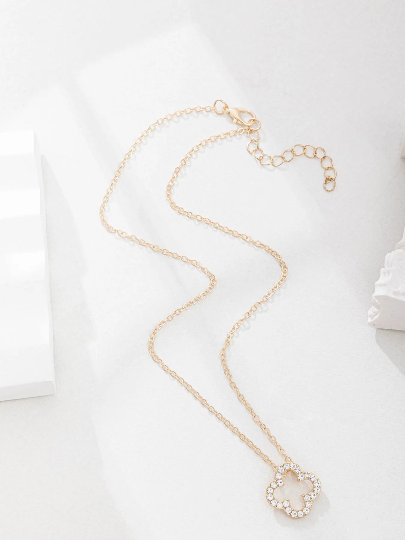 Inlaid Zircon Clover Pendant Necklace