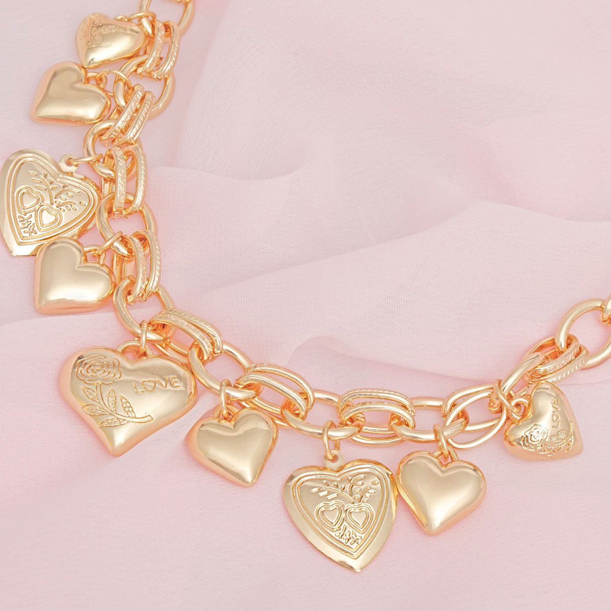 Golden Hearts Charm Necklace - Romantic Luxury Pinktown
