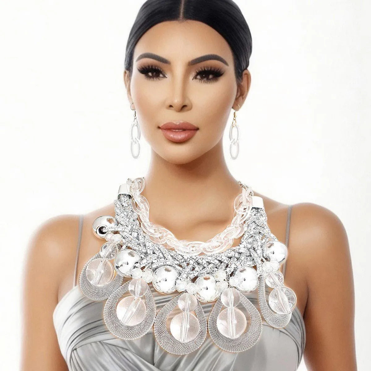 Fashion Jewelry: Silver Bib Windsor Necklace Set - Bold & Chunky Pinktown