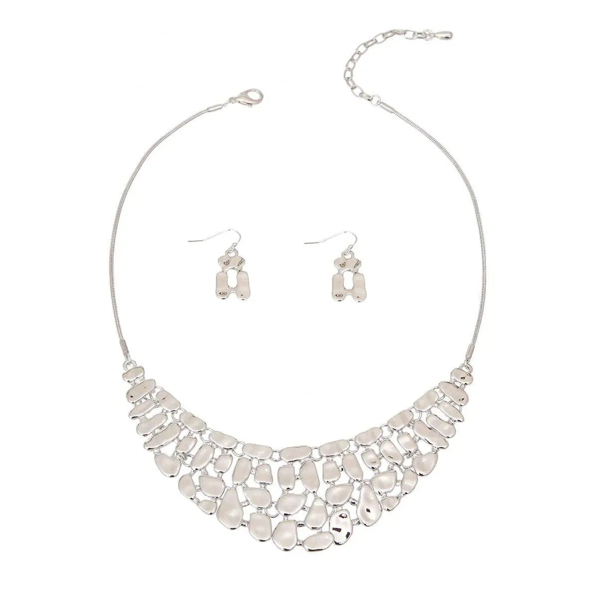 Fashion Jewelry: Silver Pebble Necklace Set to Complete Your Look