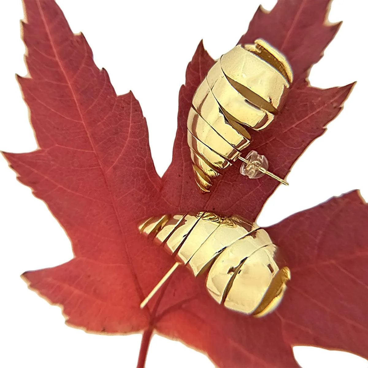 Style Statement: Fashion Jewelry 14K Gold Spiral Stud Earrings Pinktown