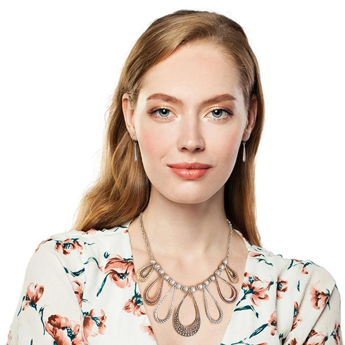 Stylish Tear Droplet Necklace Set in Multiple Tones Pinktown