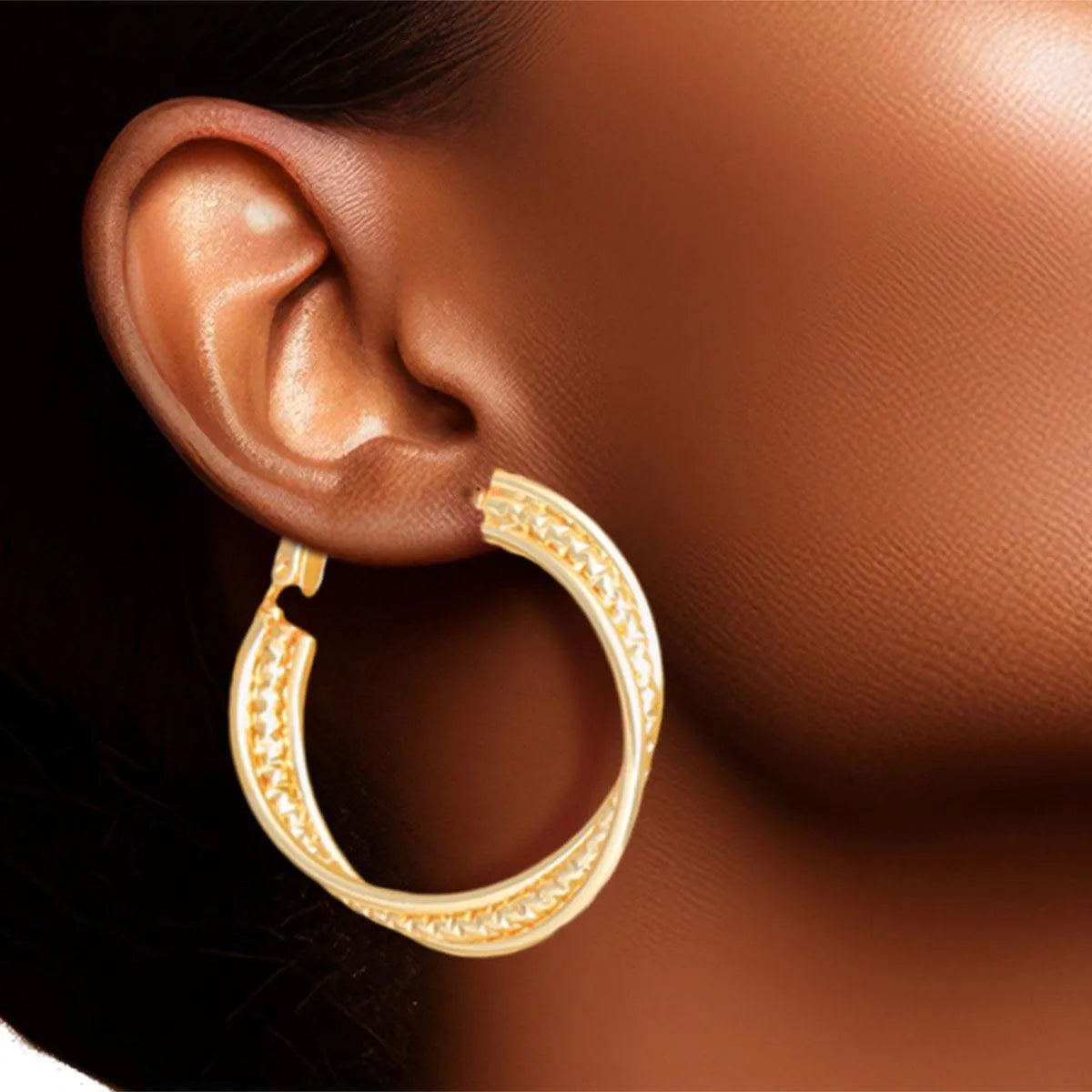 The Perfect Accessory: Gold Small Diamond-Cut Hoop Earrings - Fashion Jewelry Pinktown