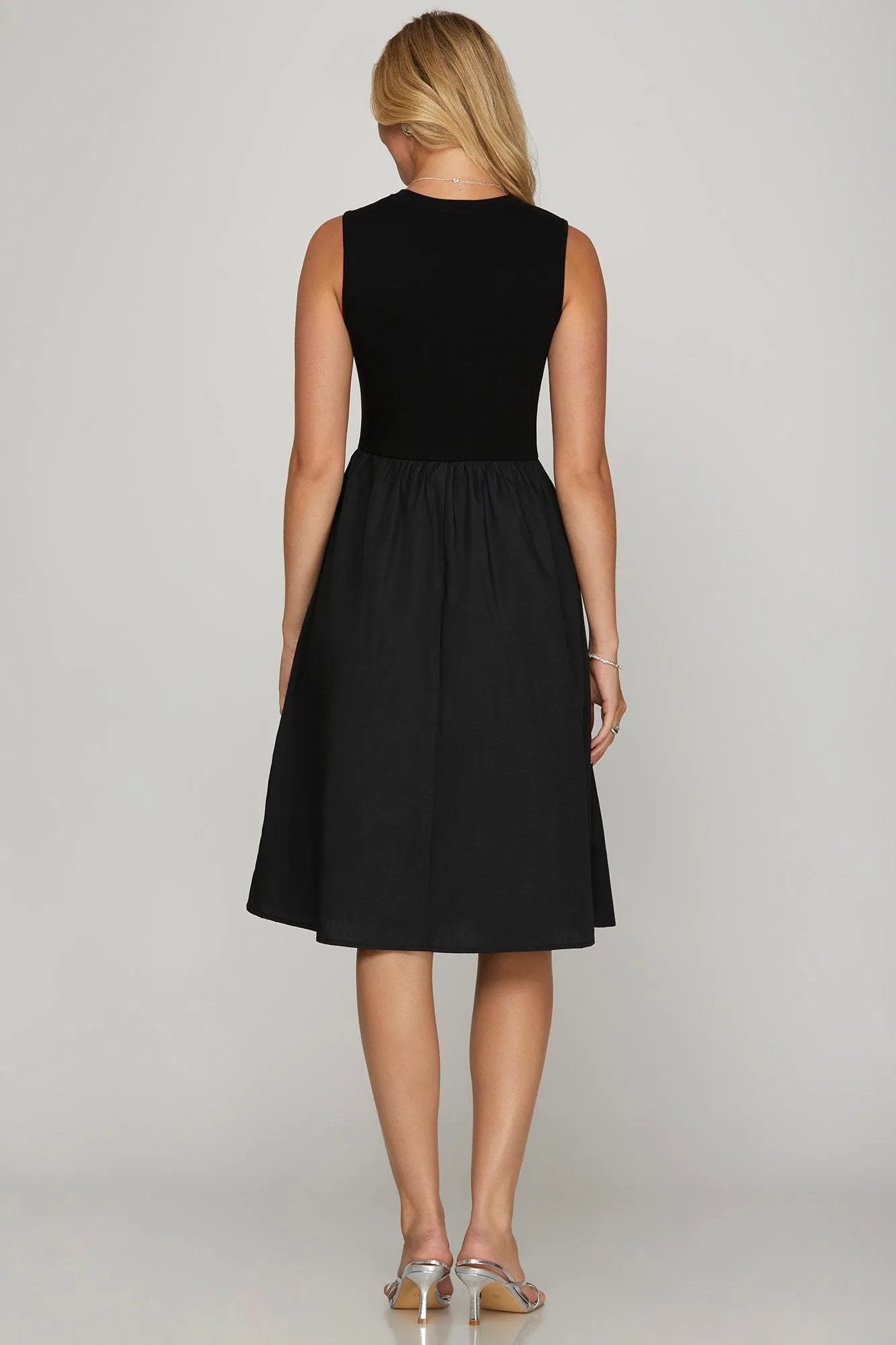 Stylish Sleeveless Black Midi Dress