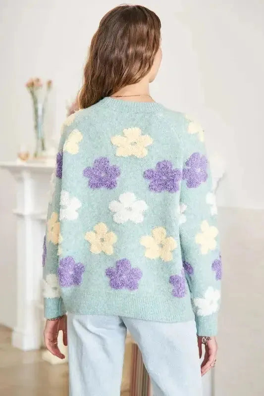 Floral 2-Tone Sweater: Chic Knitwear for Effortless Style and Versatility
