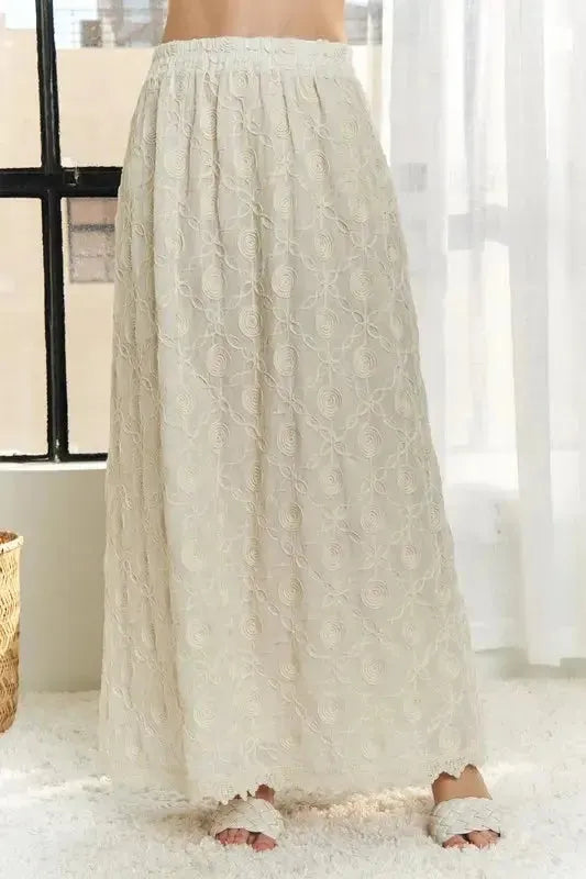 Elastic Waist Applique Maxi Skirt – Elegant, Comfortable & Flattering for All-Day Wear