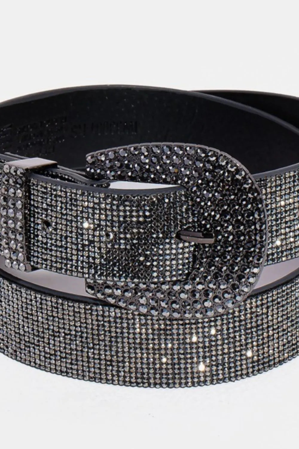 Sparkle and Shine: Luxurious Rhinestone Embellished Belt for Women