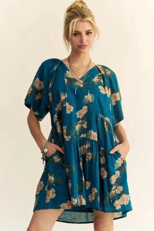 Charming Floral Print Bell Sleeve Mini Dress for Any Occasion