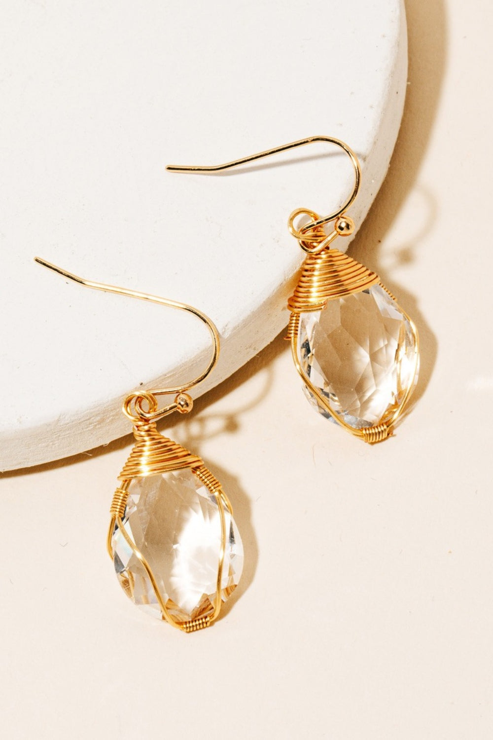 Stunning Wire-Wrapped Glass Dangle Earrings: Add Flair to Your Look