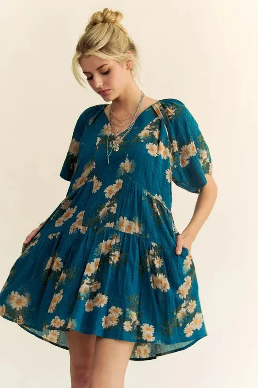 Charming Floral Print Bell Sleeve Mini Dress for Any Occasion