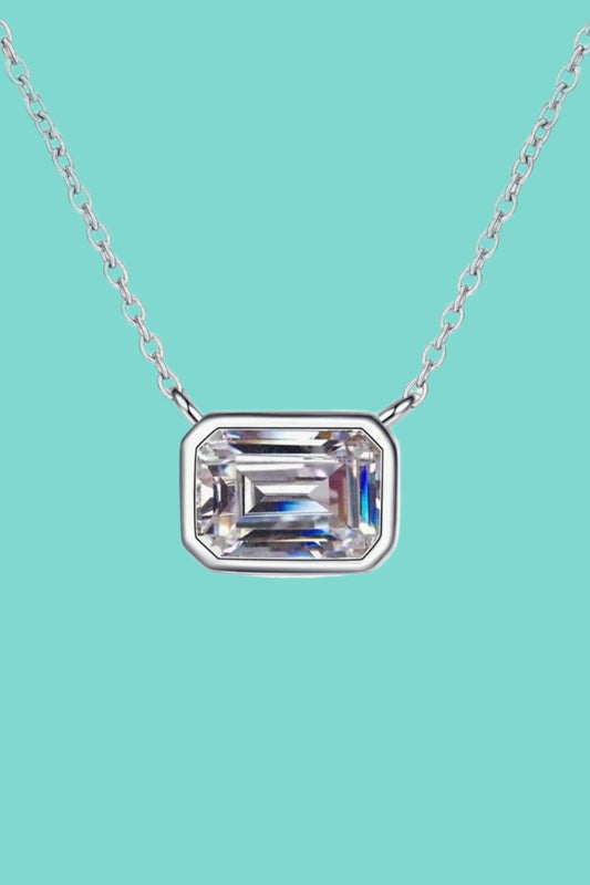 Elegant Moissanite Pendant Necklace - 1 Carat