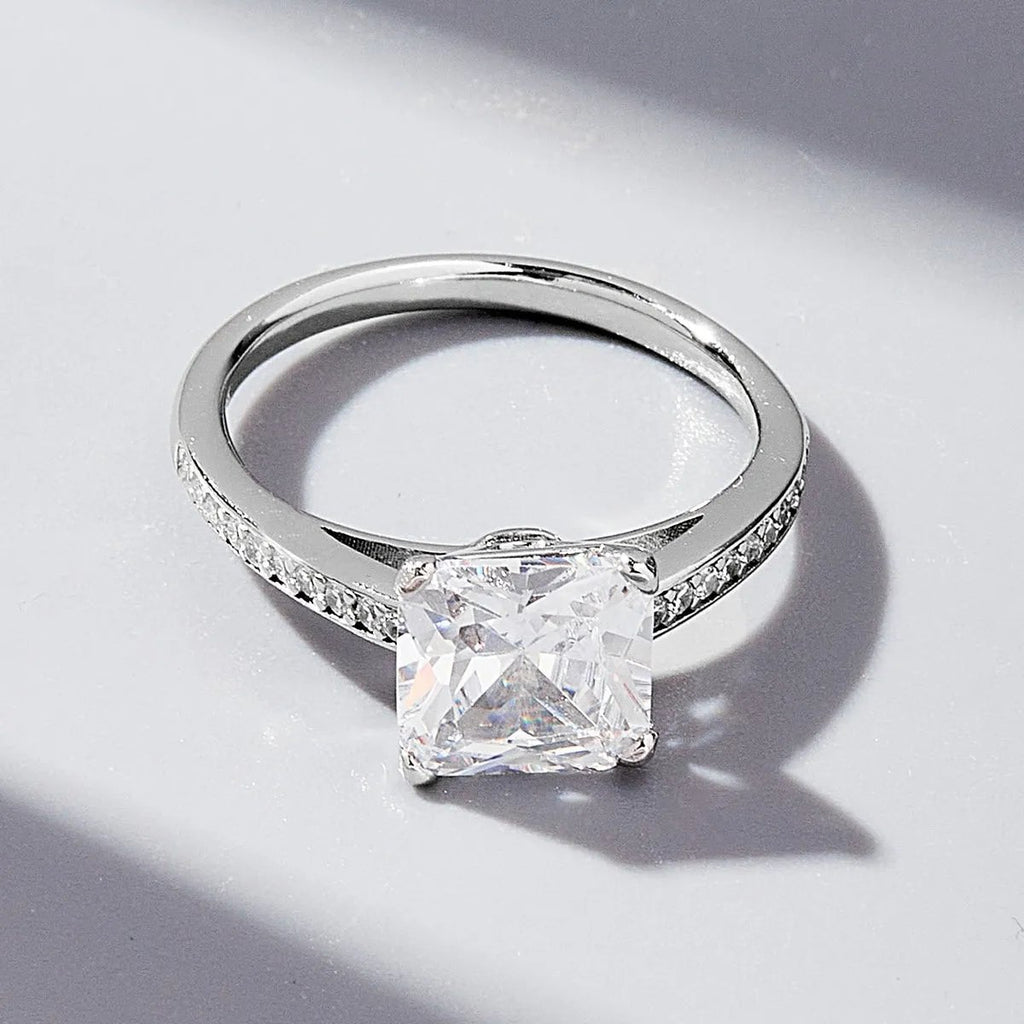 Platinum-Plated Zircon Solitaire Ring - Elegant Sterling Silver