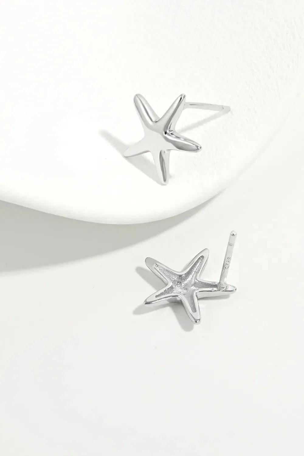 Platinum-Plated S925 Sterling Silver Starfish Stud Earrings – Coastal-Inspired Women’s Jewelry
