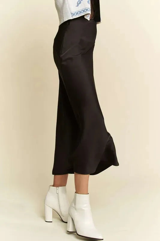High Waist Midi Skirt - Elegant & Versatile Wardrobe Staple
