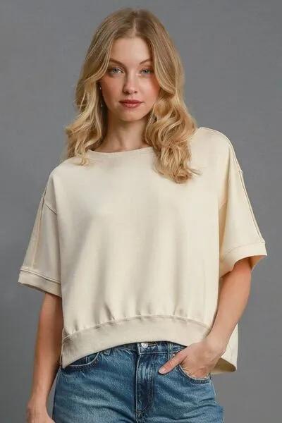 Lightweight Cropped Sweatshirt – Stylish Comfort for Every Season