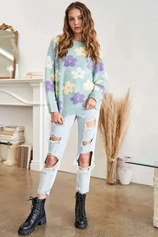 Floral 2-Tone Sweater: Chic Knitwear for Effortless Style and Versatility