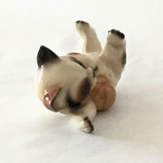 Adorable Vintage Ceramic Cat Figurine Jewelry Bubble