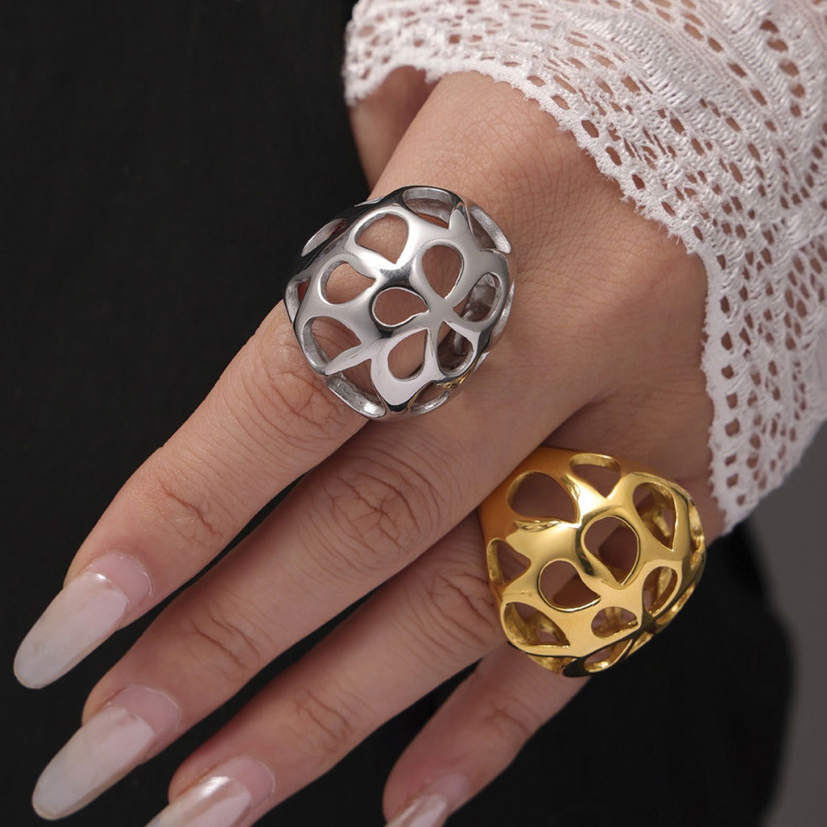 Avant-Garde Openwork Statement Ring Jewelry Bubble