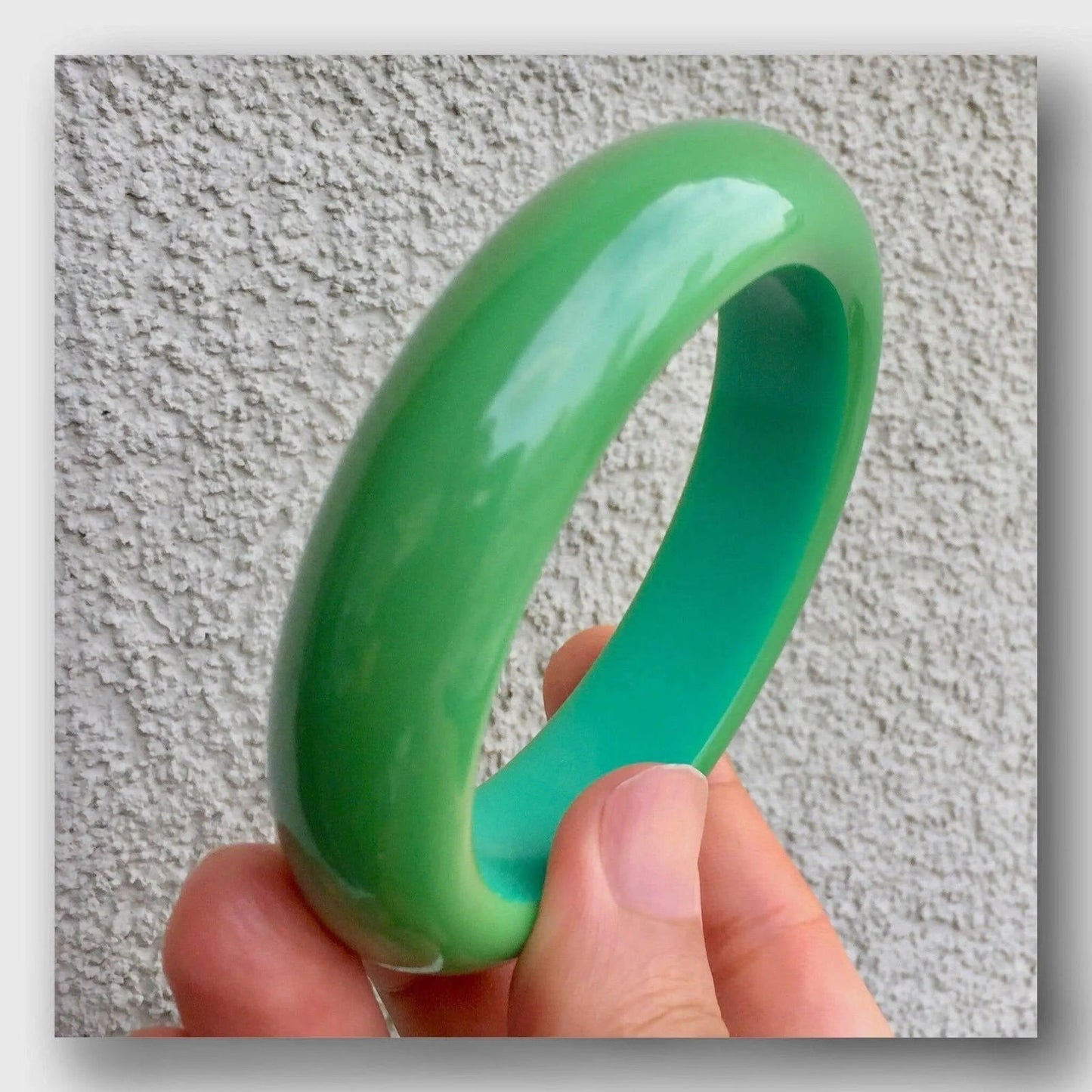 Bakelite Bangle, Green Color High Dome Design Flat Inside Smooth Statement Jewelry Bubble