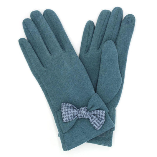 Best Touchscreen Winter Gloves for Women in Blue Pinktown