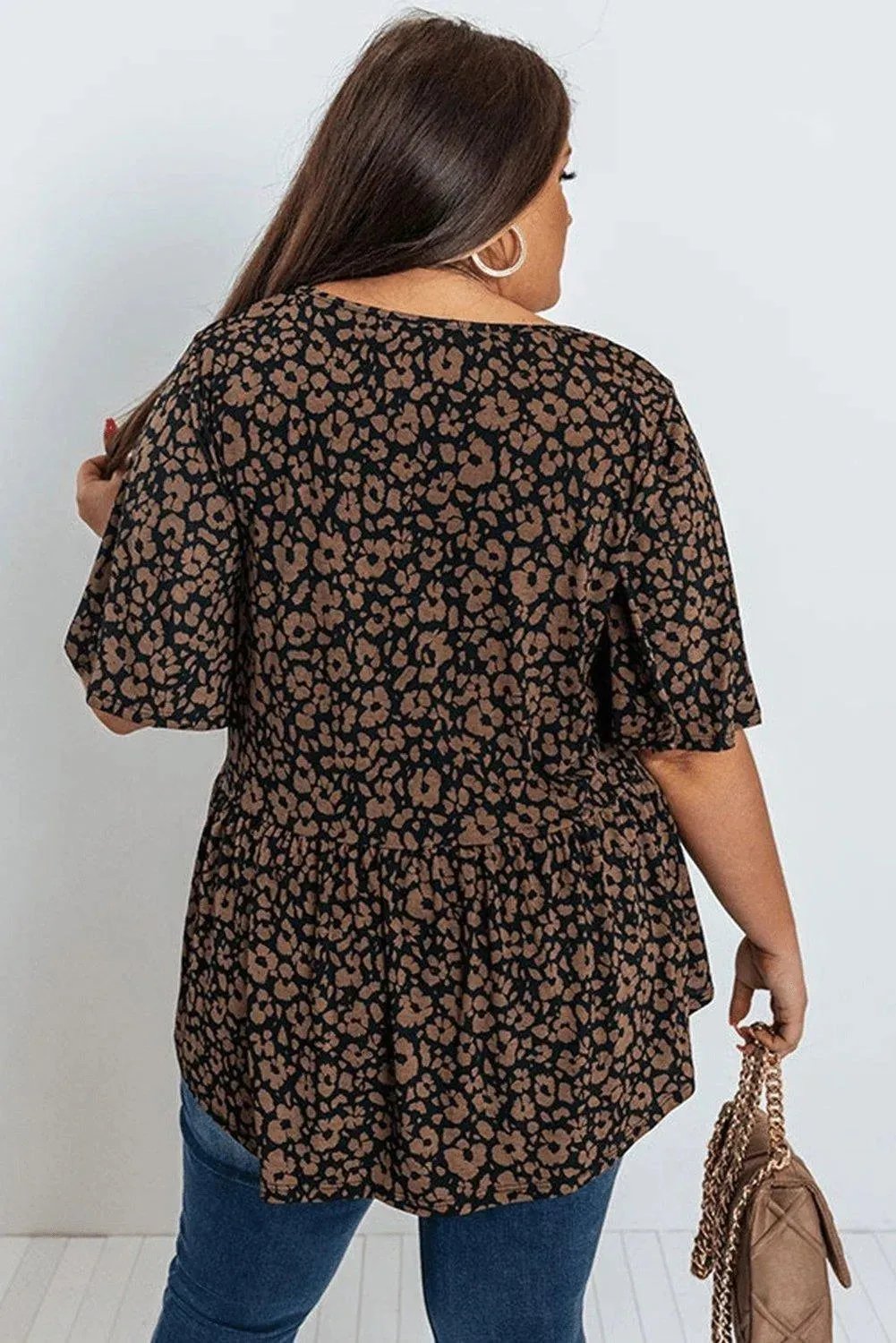 Black Leopard Print Ruffled V Neck Plus Size T-shirt