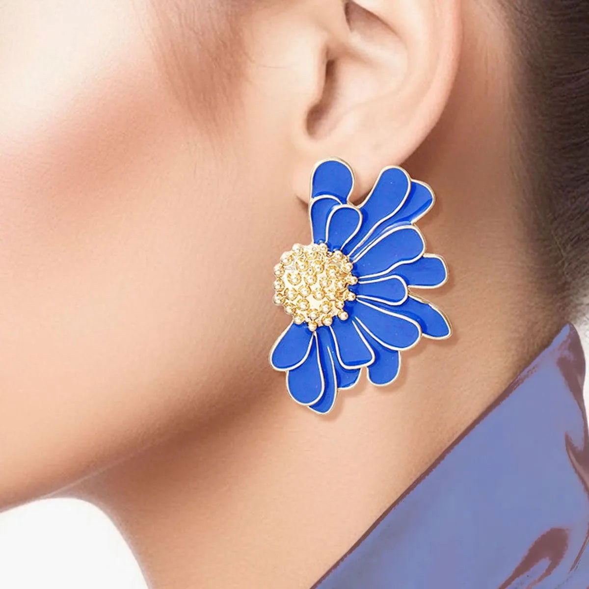 Blue Daisy Earrings Gold Tone: Botanical Fashion Jewelry Jewelry Bubble