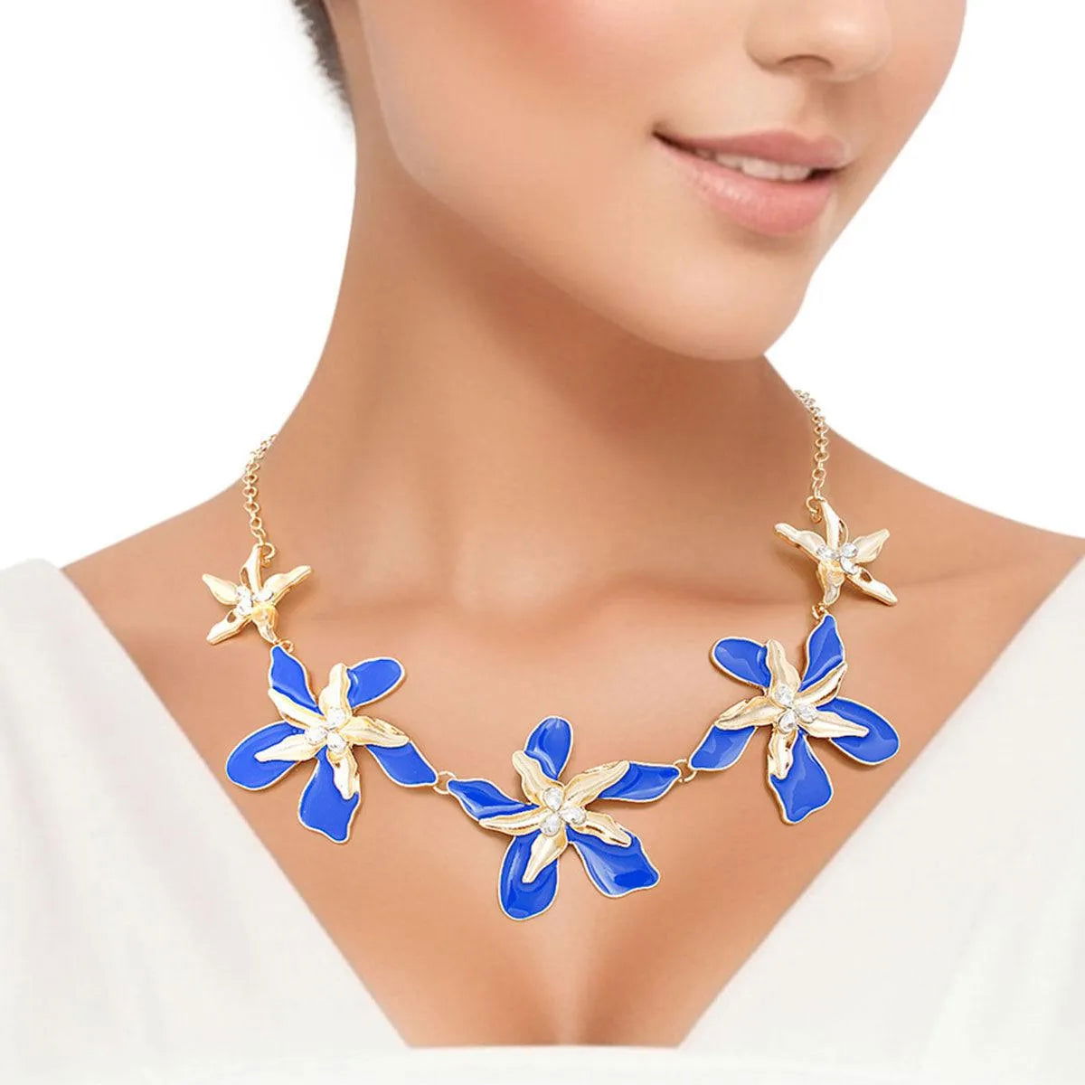 Blue Iris Necklace: Stunning Fashion Jewelry Jewelry Bubble