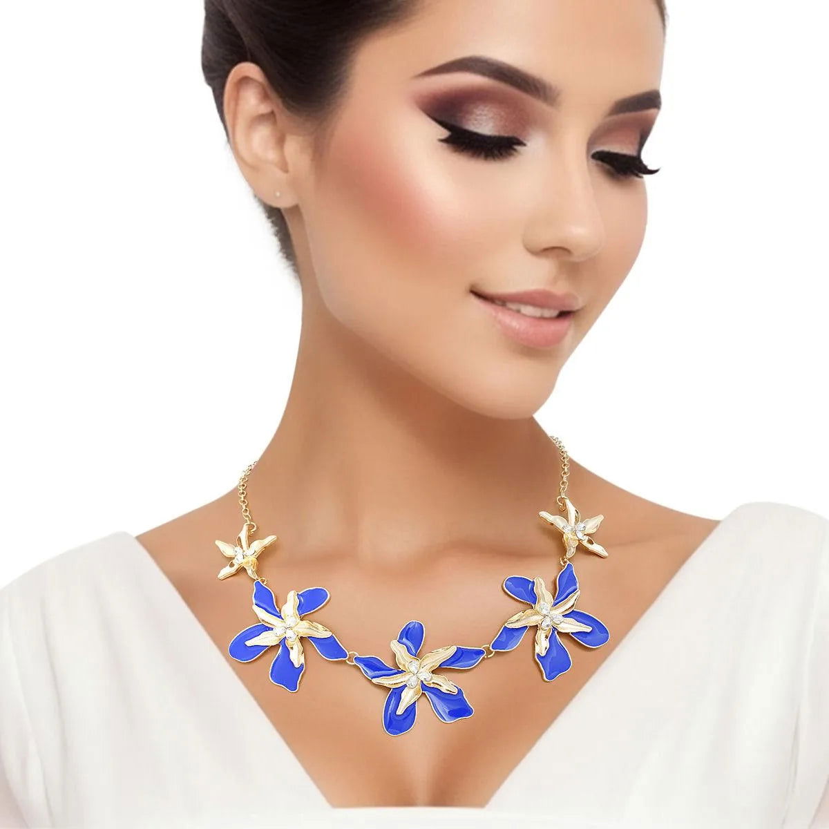 Blue Iris Necklace: Stunning Fashion Jewelry Jewelry Bubble