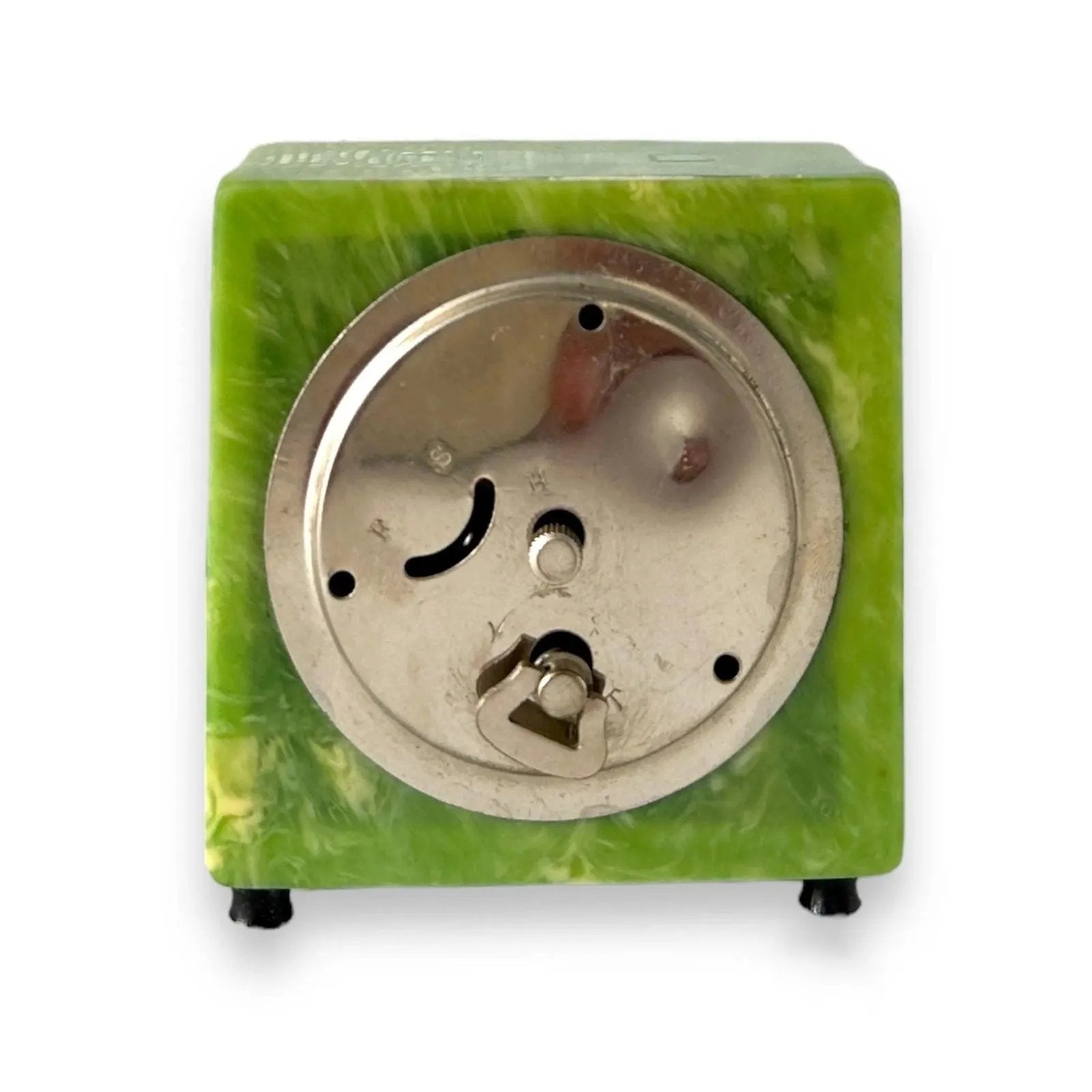 Bring this Vintage Green Clock Home for Nostalgic Beauty and Style!