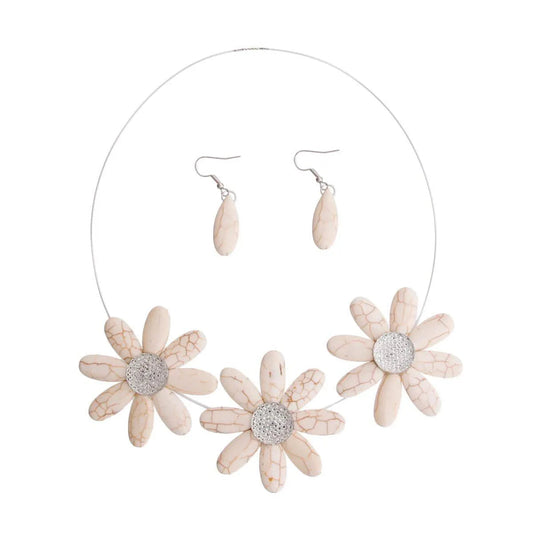 Buy Ivory-color Daisy Necklace Set - Perfect Accessory for Summer Pinktown