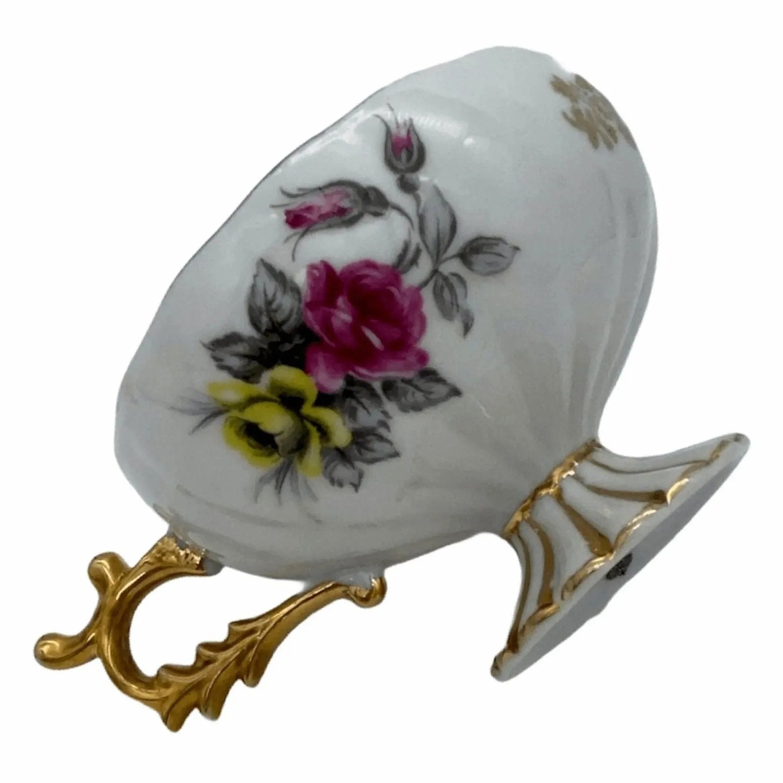 Castle Aristocrat Vintage China Pedestal Teacup Saucer Set
