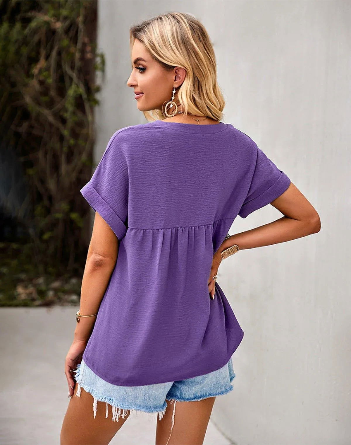 Casual V-Neck Short Sleeves Top Jewelry Bubble