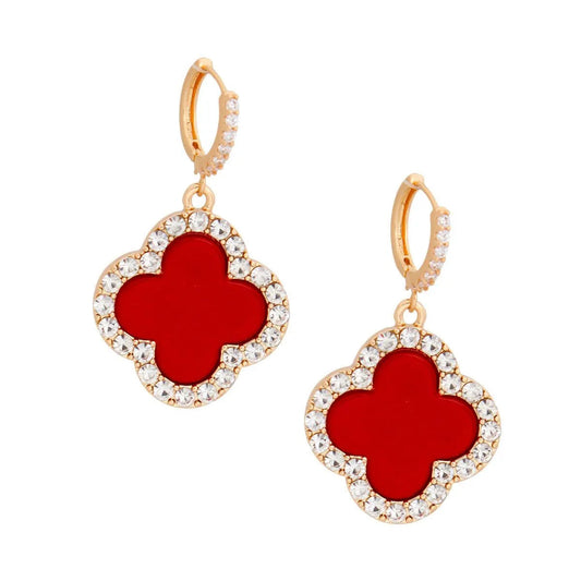 Chic & Trendy: Red Clover Dangle Drop Earrings in Gold Pinktown