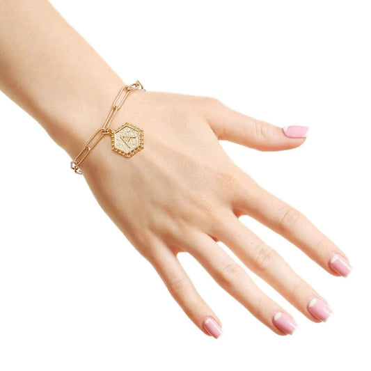 Chic Women's Gold Bracelet with Initial A Charm - Personalized Gift Idea Jewelry Bubble