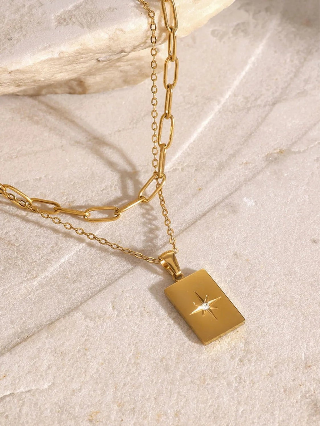 Double Chain Necklace with Star Pendant: Elegance Meets Modern Style