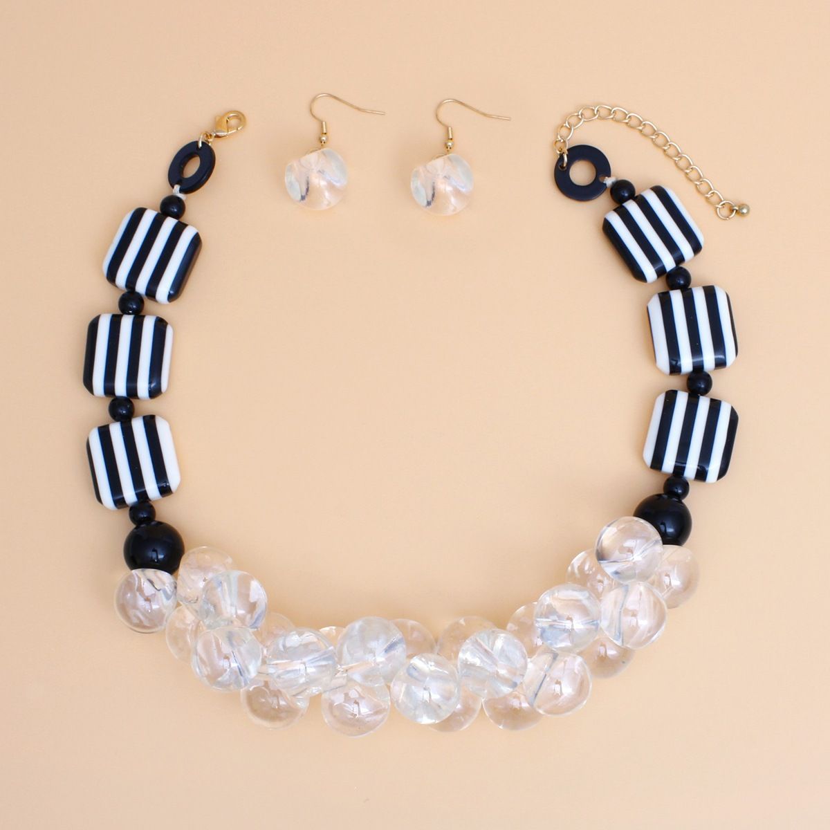 Elegance Meets Edge: Monochrome & Clear Bubble Bead Necklace Set Jewelry Bubble