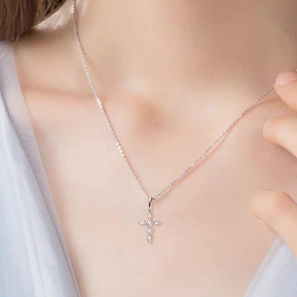 Elegant Cross Necklace for Women - Dainty Jewelry with Sparkling Accents